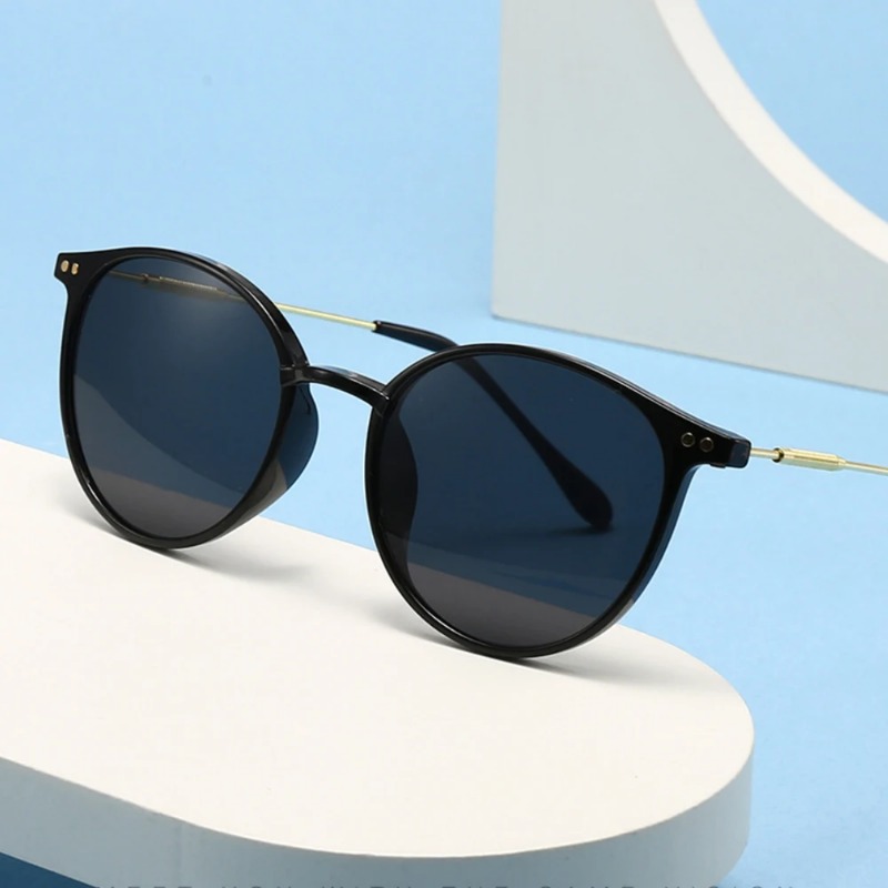 Luxury Lifestyle Products - Yeni Yuvarlak Vintage Güneş Gözlüğü Kadın
