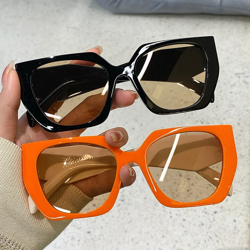 Luxury Lifestyle Products - Vintage Marka Tasarımcısı Poligon Güneş Gözlüğü