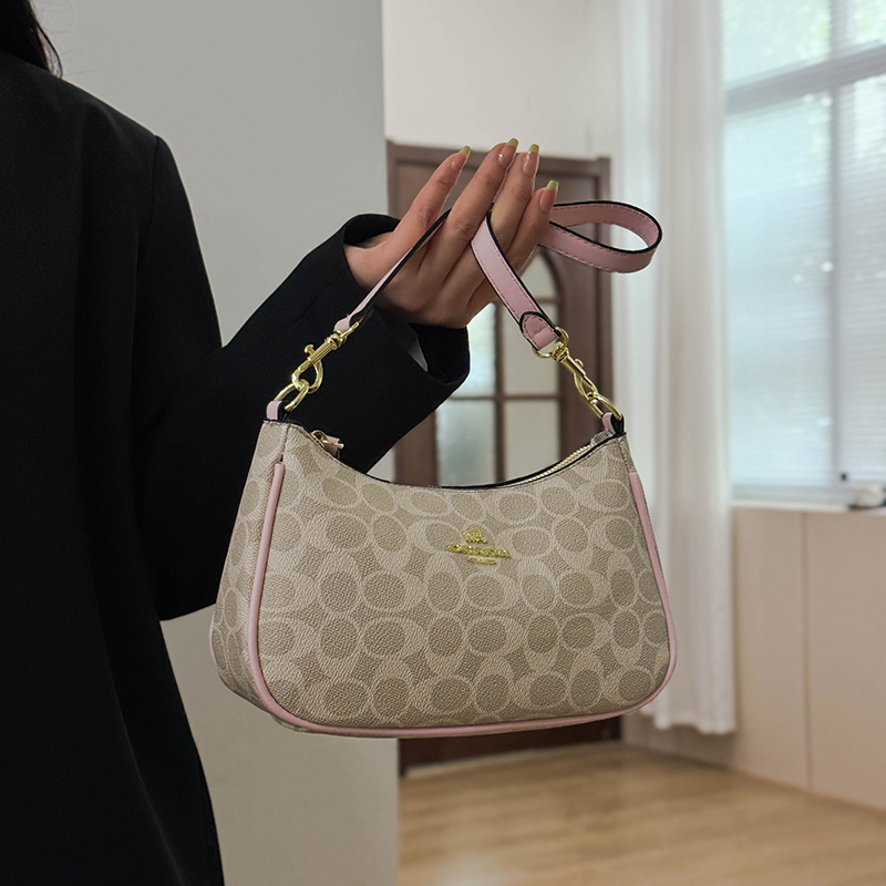 Luxury Lifestyle Us - Lüks Kadınlar İçin Üst Düzey Deri